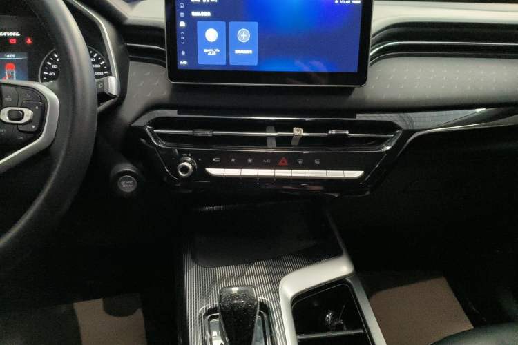 Used Haval LHERY 2022 Jingxiang Edition 1.5T Brass Rabbit Audio And AC Panel