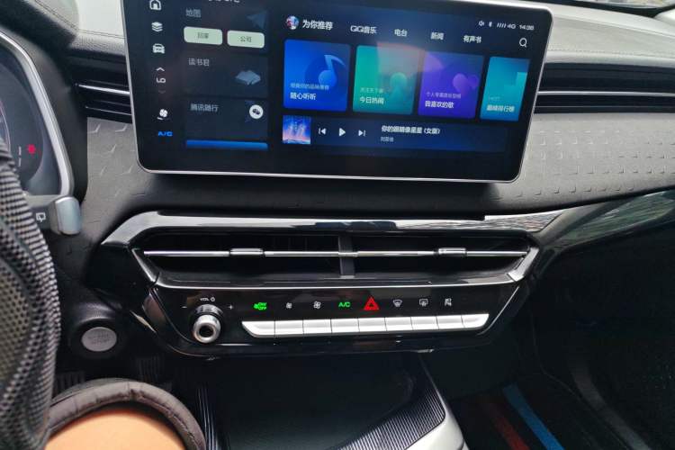 Used Haval LHERY 2022 Jingxiang Edition 1.5T Copper Rabbit Audio And AC Panel
