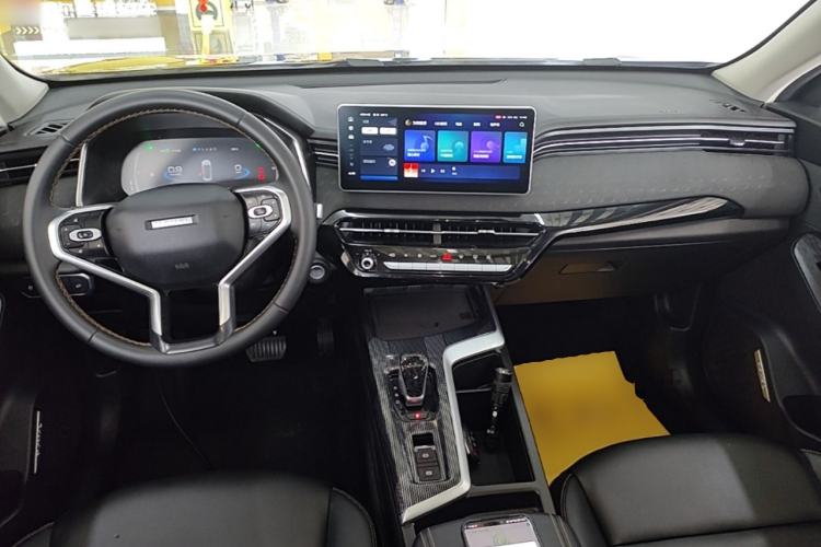 Used Haval LHERY 2022 Jingxiang Edition 1.5T Copper Rabbit Center Console