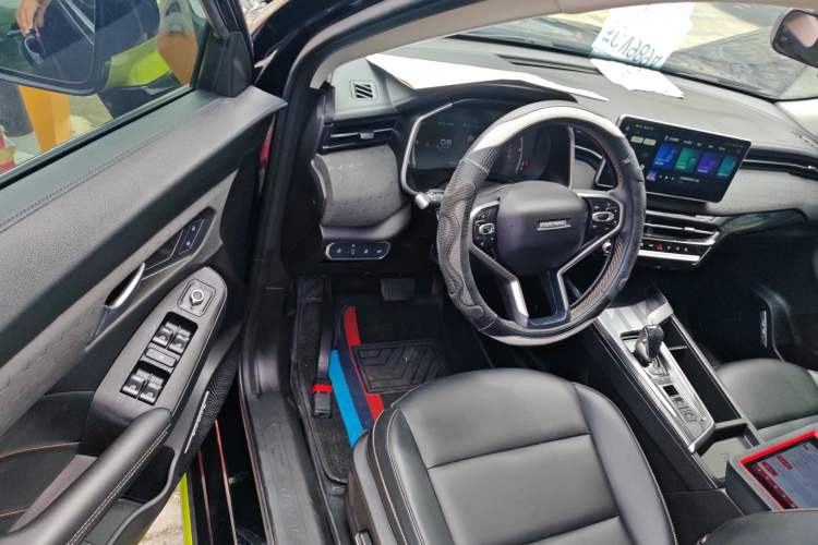 Used Haval LHERY 2022 Jingxiang Edition 1.5T Copper Rabbit Interior 3