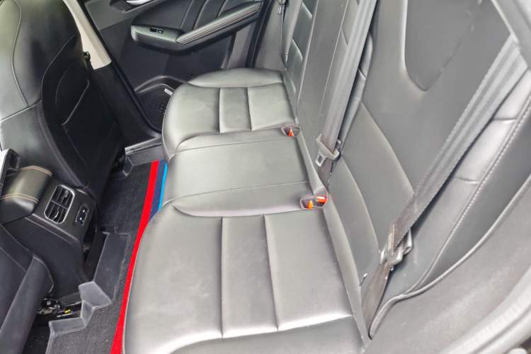 Used Haval LHERY 2022 Jingxiang Edition 1.5T Copper Rabbit Interior 4