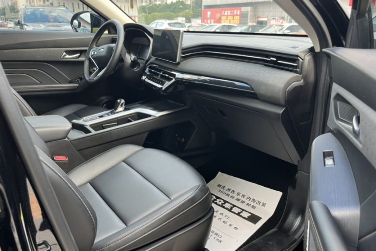 Used Haval LHERY 2022 Jingxiang Edition 1.5T Copper Rabbit Interior 4