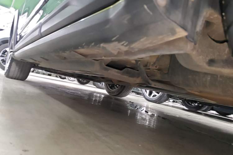 Used Haval LHERY 2022 Jingxiang Edition 1.5T Copper Rabbit Left Side Sill