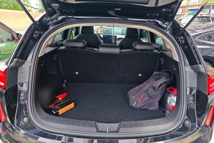 Used Haval LHERY 2022 Jingxiang Edition 1.5T Copper Rabbit Trunk