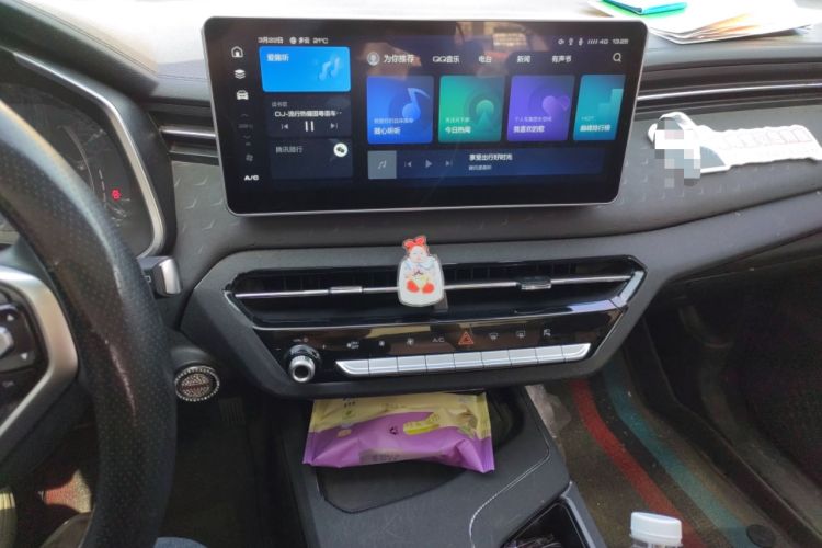 Used Haval LHERY 2022 Jingxiang Edition 1.5T Copper Rabbit Audio And AC Panel