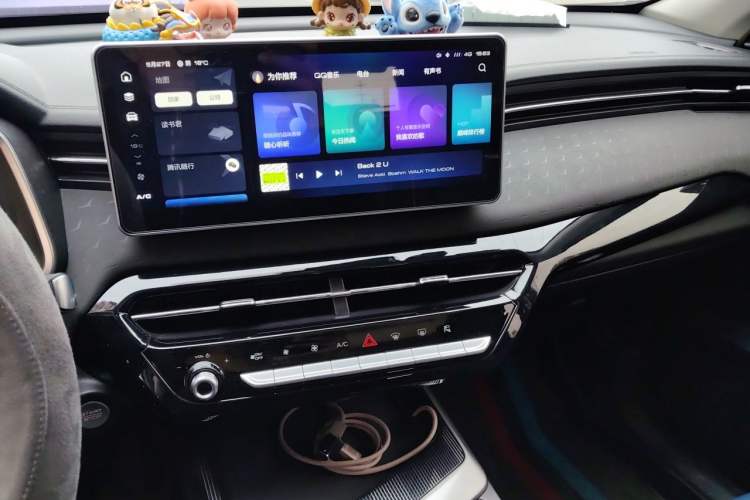 Used Haval LHERY 2022 Jingxiang Edition 1.5T Copper Rabbit Audio And AC Panel