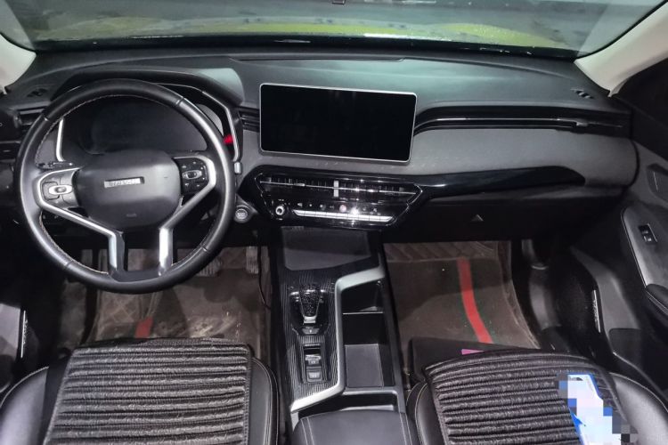 Used Haval LHERY 2022 Jingxiang Edition 1.5T Copper Rabbit Center Console