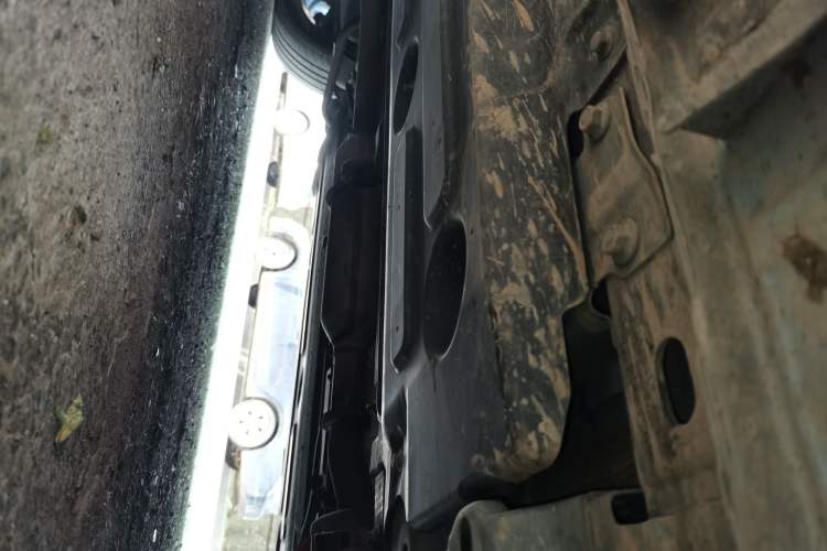 Used Haval LHERY 2022 1.5L DHT King Rabbit Chassis Front Right