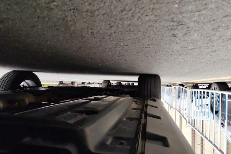 Used Haval LHERY 2022 Jingxiang Edition 1.5T Copper Rabbit Chassis Rear Left
