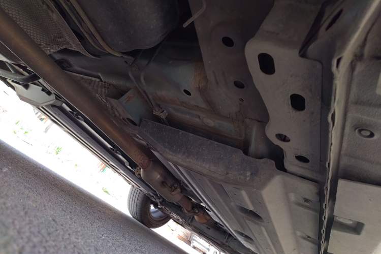 Used Haval LHERY 2022 Jingxiang Edition 1.5T Copper Rabbit Chassis Rear Right