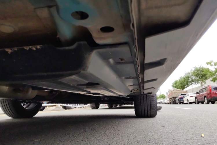 Used Haval LHERY 2022 Jingxiang Edition 1.5T Copper Rabbit Chassis Rear Right