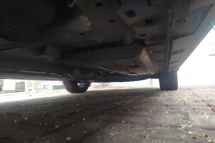 Used Haval LHERY 2022 Jingxiang Edition 1.5T Copper Rabbit Chassis Rear Right
