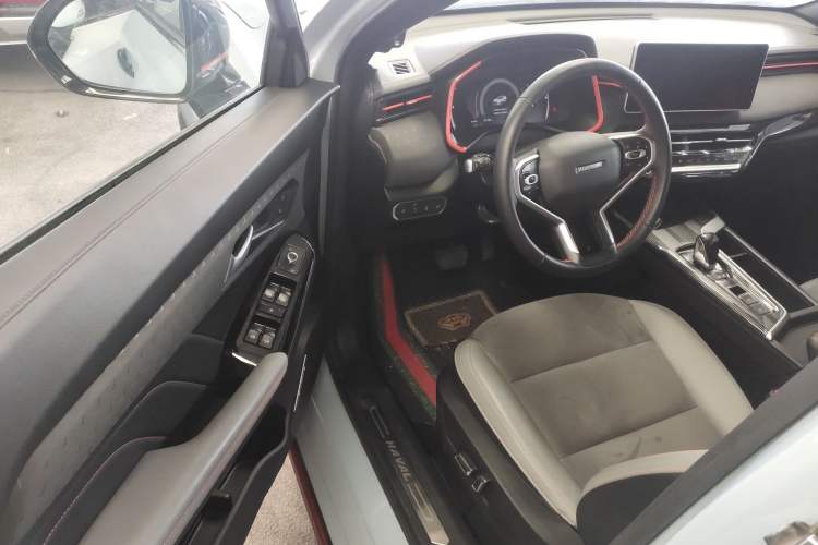 Used Haval LHERY 2022 1.5L DHT King Rabbit Driver Seat