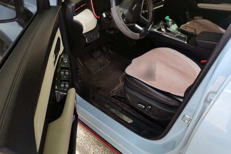 Used Haval LHERY 2022 1.5L DHT King Rabbit Driver Seat