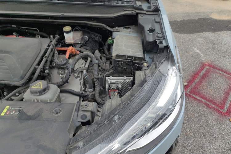 Used Haval LHERY 2022 1.5L DHT King Rabbit Engine Bay Left