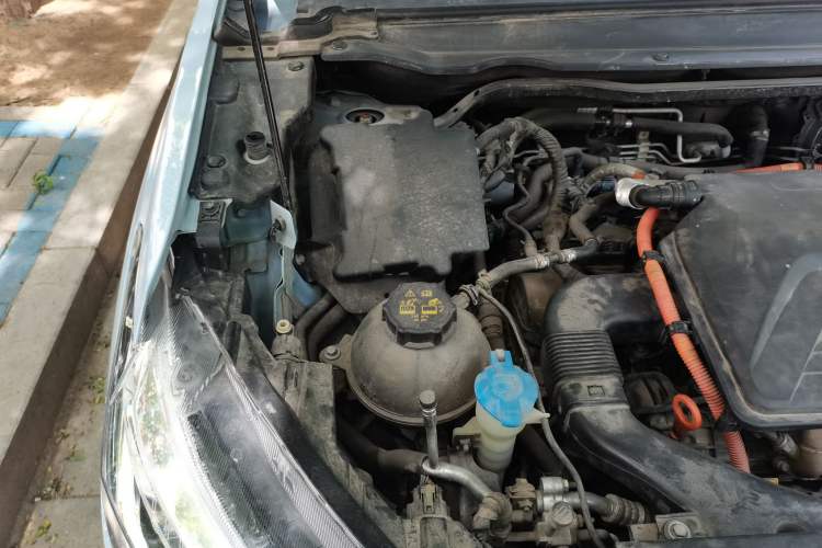 Used Haval LHERY 2022 1.5L DHT King Rabbit Engine Bay Right