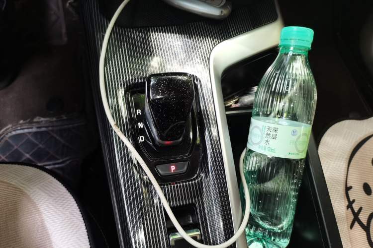 Used Haval LHERY 2022 1.5L DHT King Rabbit Gear Lever