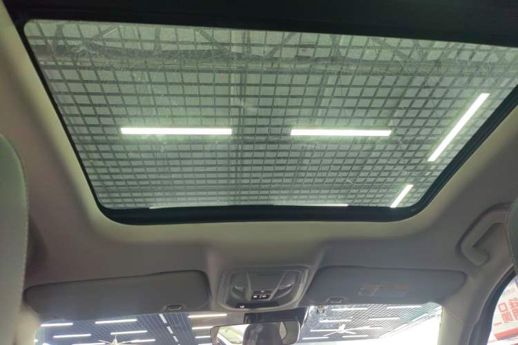Used Haval LHERY 2022 Jingxiang Edition 1.5T Copper Rabbit Headliner