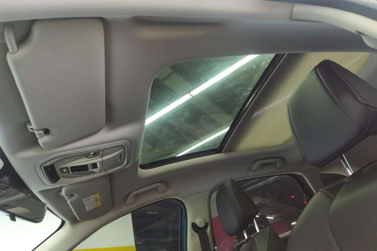 Used Haval LHERY 2022 Jingxiang Edition 1.5T Copper Rabbit Headliner