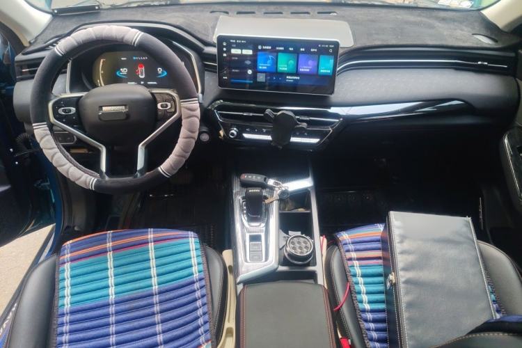 Used Haval LHERY 2022 Jingxiang Edition 1.5T Copper Rabbit Interior 2