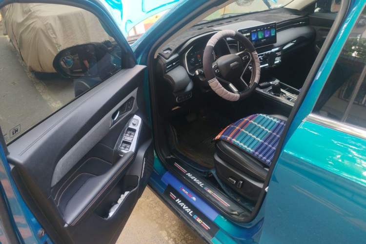 Used Haval LHERY 2022 Jingxiang Edition 1.5T Copper Rabbit Interior 3