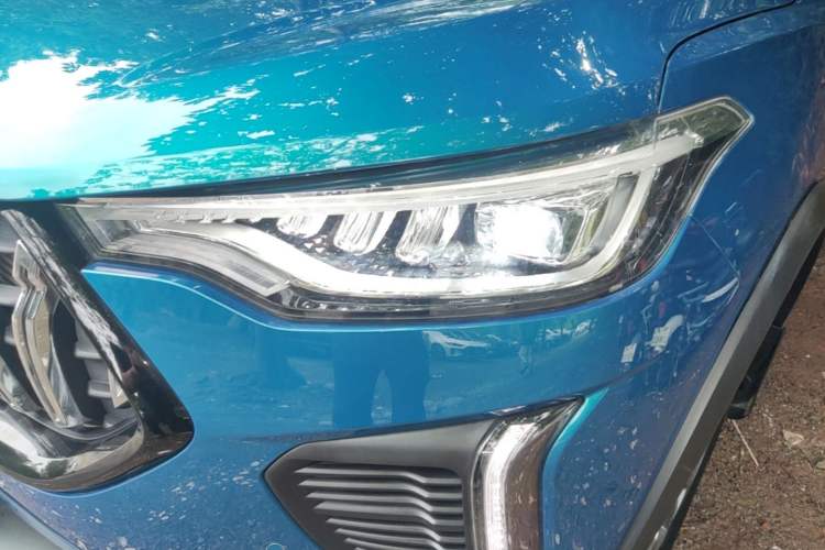 Used Haval LHERY 2022 Jingxiang Edition 1.5T Copper Rabbit Left Front Headlight