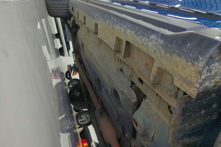 Used Haval LHERY 2022 Jingxiang Edition 1.5T Copper Rabbit Right Side Sill