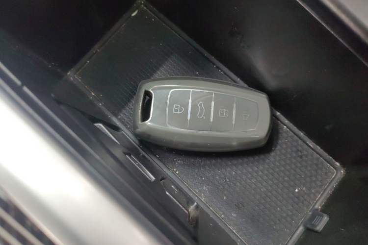 Used Haval LHERY 2022 Jingxiang Edition 1.5T Copper Rabbit Vehicle Key