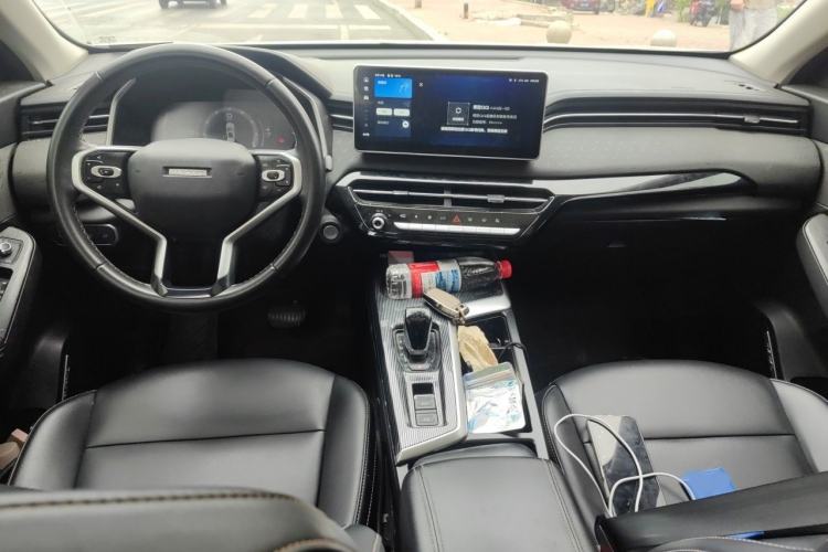 Used Haval LHERY 2022 Jingxiang Edition 1.5T Copper Rabbit Interior 2