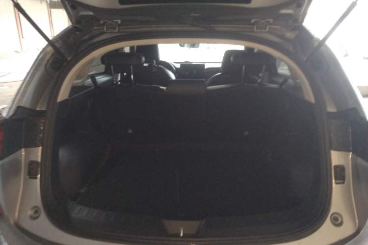Used Haval LHERY 2022 Jingxiang Edition 1.5T Copper Rabbit Trunk