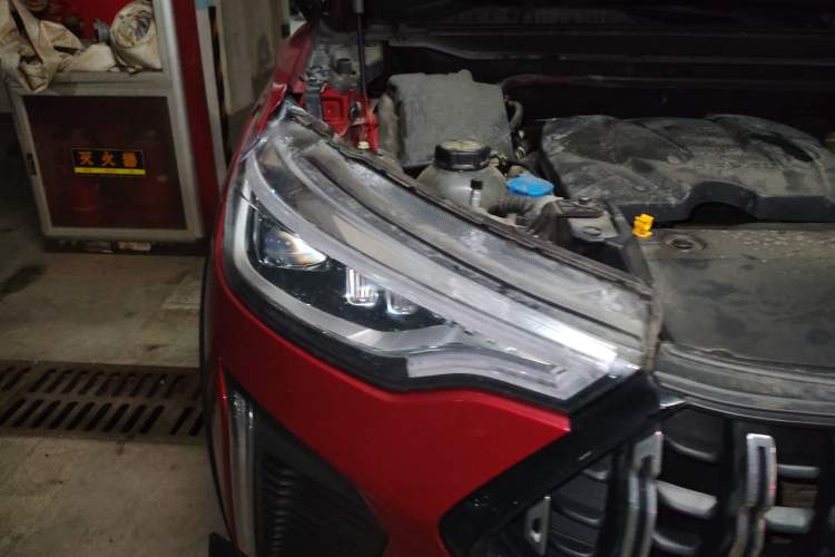 Used Haval LHERY 2022 Jingxiang Edition 1.5T Copper Rabbit Right Front Headlight