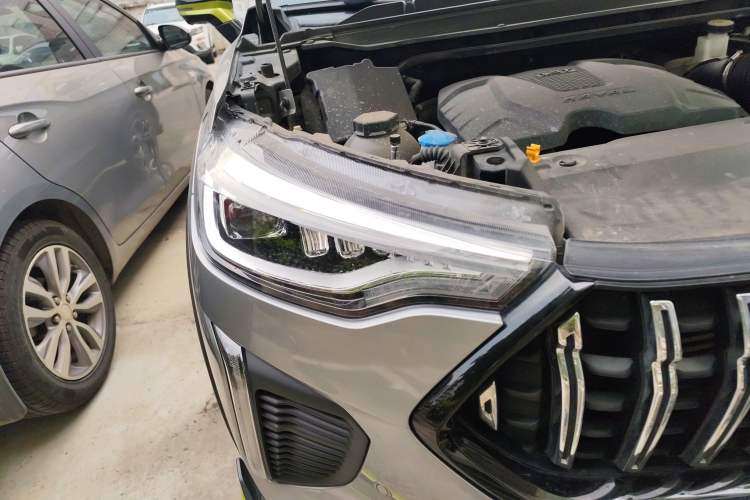 Used Haval LHERY 2022 Jingxiang Edition 1.5T Copper Rabbit Right Front Headlight