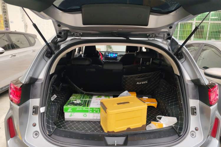 Used Haval LHERY 2022 Jingxiang Edition 1.5T Copper Rabbit Trunk