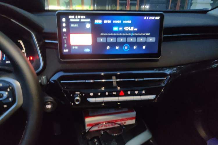 Used Haval LHERY 2022 Jingxiang Edition 1.5T Copper Rabbit Audio And AC Panel