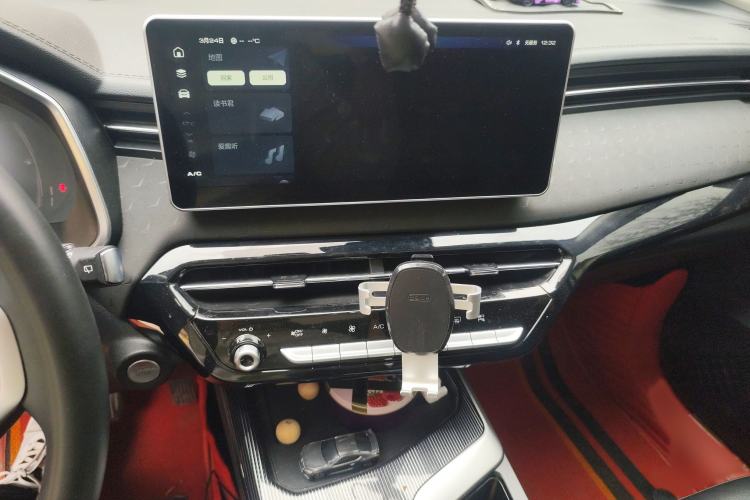 Used Haval LHERY 2022 Jingxiang Edition 1.5T Copper Rabbit Audio And AC Panel