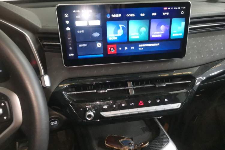 Used Haval LHERY 2022 Jingxiang Edition 1.5T Copper Rabbit Audio And AC Panel
