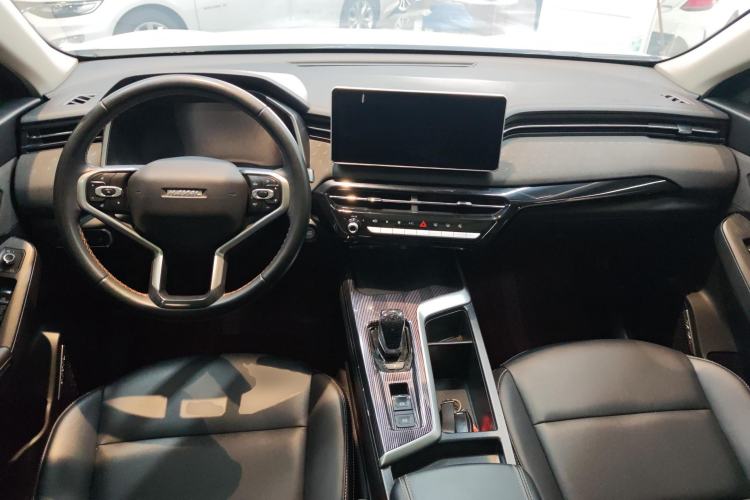 Used Haval LHERY 2022 Jingxiang Edition 1.5T Copper Rabbit Center Console