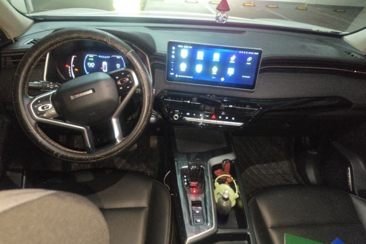 Used Haval LHERY 2022 Jingxiang Edition 1.5T Copper Rabbit Center Console