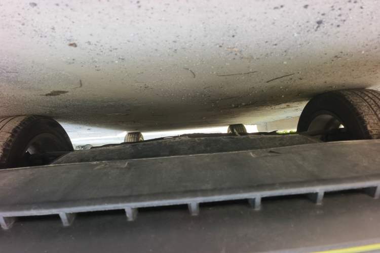 Used Haval LHERY 2022 Jingxiang Edition 1.5T Copper Rabbit Chassis Front