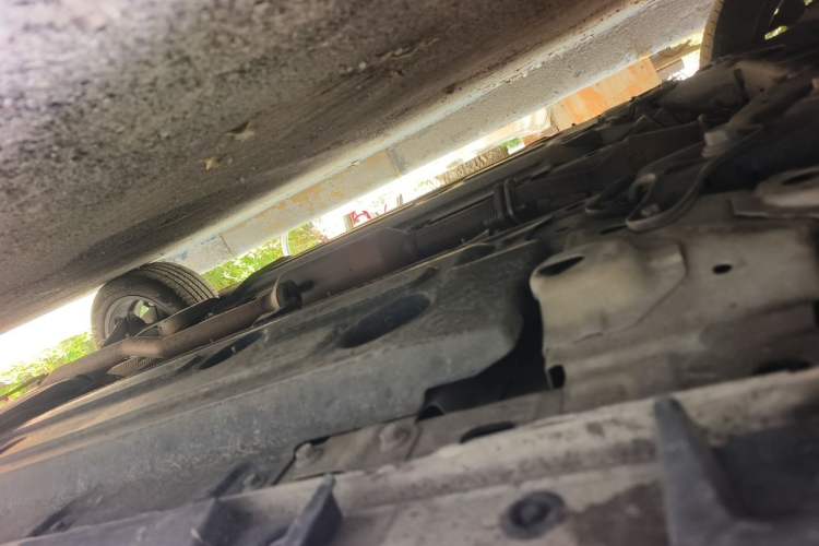 Used Haval LHERY 2022 Jingxiang Edition 1.5T Copper Rabbit Chassis Front Left