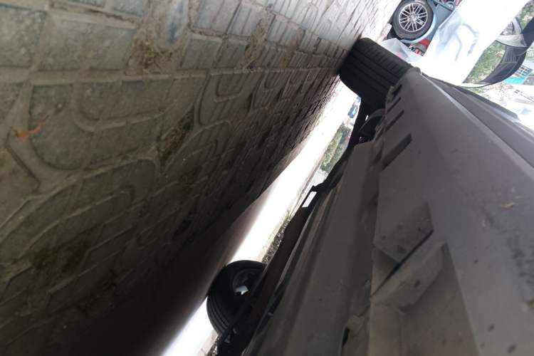 Used Haval LHERY 2022 Jingxiang Edition 1.5T Copper Rabbit Chassis Front Right