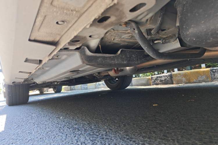 Used Haval LHERY 2022 Jingxiang Edition 1.5T Copper Rabbit Chassis Rear Left