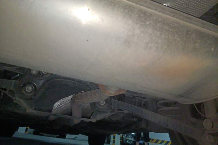 Used Haval LHERY 2022 Jingxiang Edition 1.5T Brass Rabbit Chassis Rear