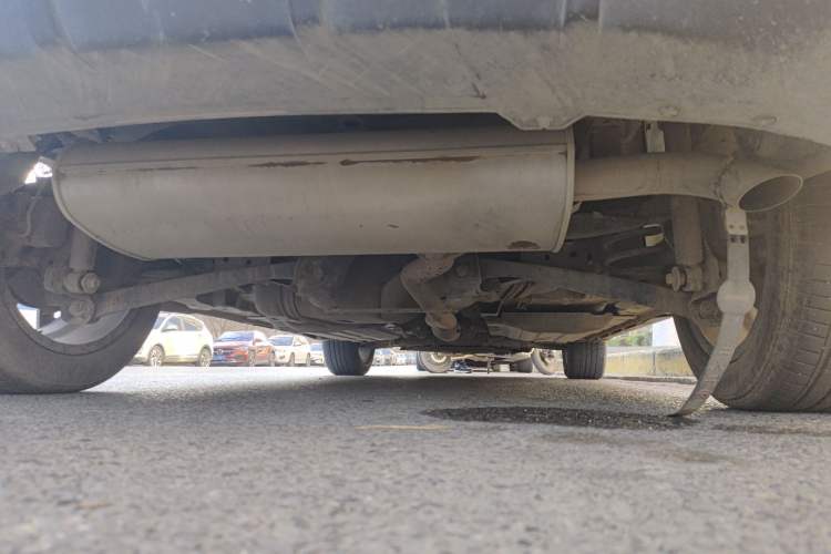 Used Haval LHERY 2022 Jingxiang Edition 1.5T Copper Rabbit Chassis Rear