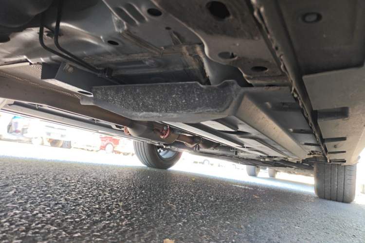Used Haval LHERY 2022 Jingxiang Edition 1.5T Copper Rabbit Chassis Rear Right