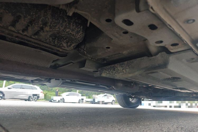 Used Haval LHERY 2022 Jingxiang Edition 1.5T Copper Rabbit Chassis Rear Right