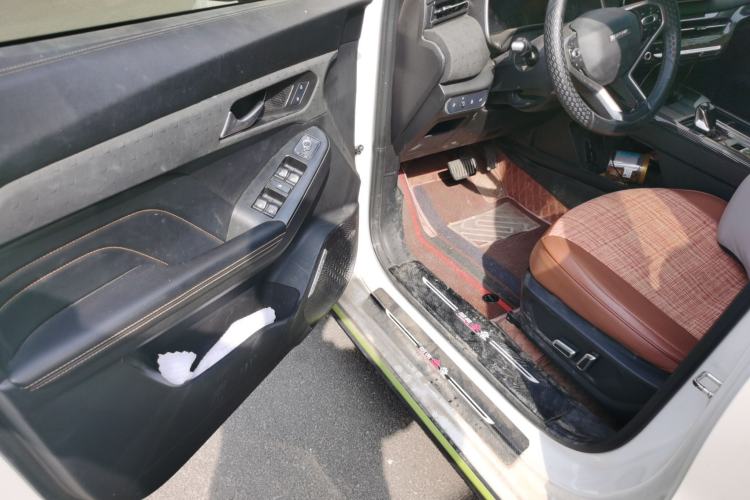 Used Haval LHERY 2022 Jingxiang Edition 1.5T Brass Rabbit Driver Seat