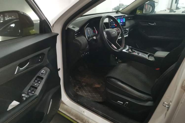 Used Haval LHERY 2022 Jingxiang Edition 1.5T Copper Rabbit Driver Seat