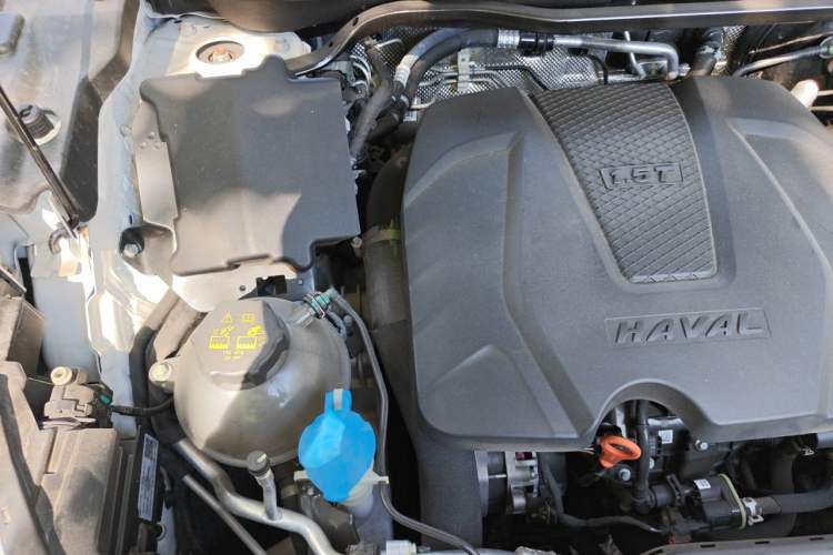 Used Haval LHERY 2022 Jingxiang Edition 1.5T Copper Rabbit Engine Bay Right