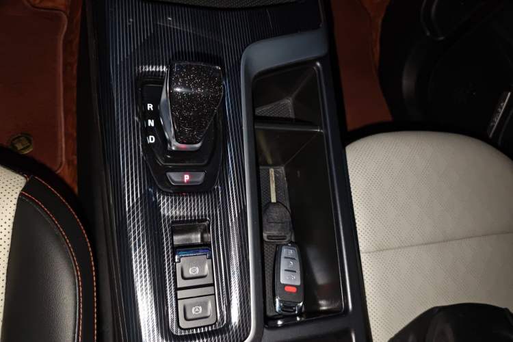 Used Haval LHERY 2022 1.5L DHT King Rabbit Gear Lever